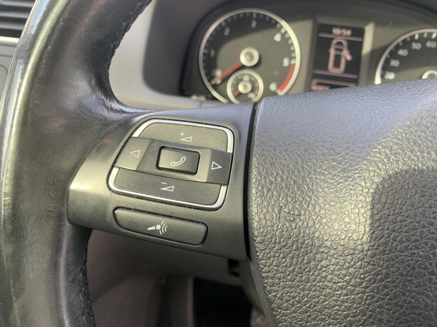 Used Volkswagen Touran 2014 for sale - 77822699: Photo 16