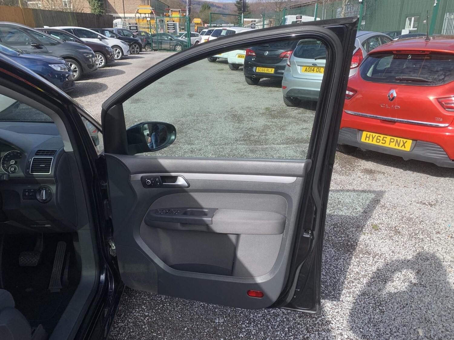 Used Volkswagen Touran 2014 for sale - 77822699: Photo 23