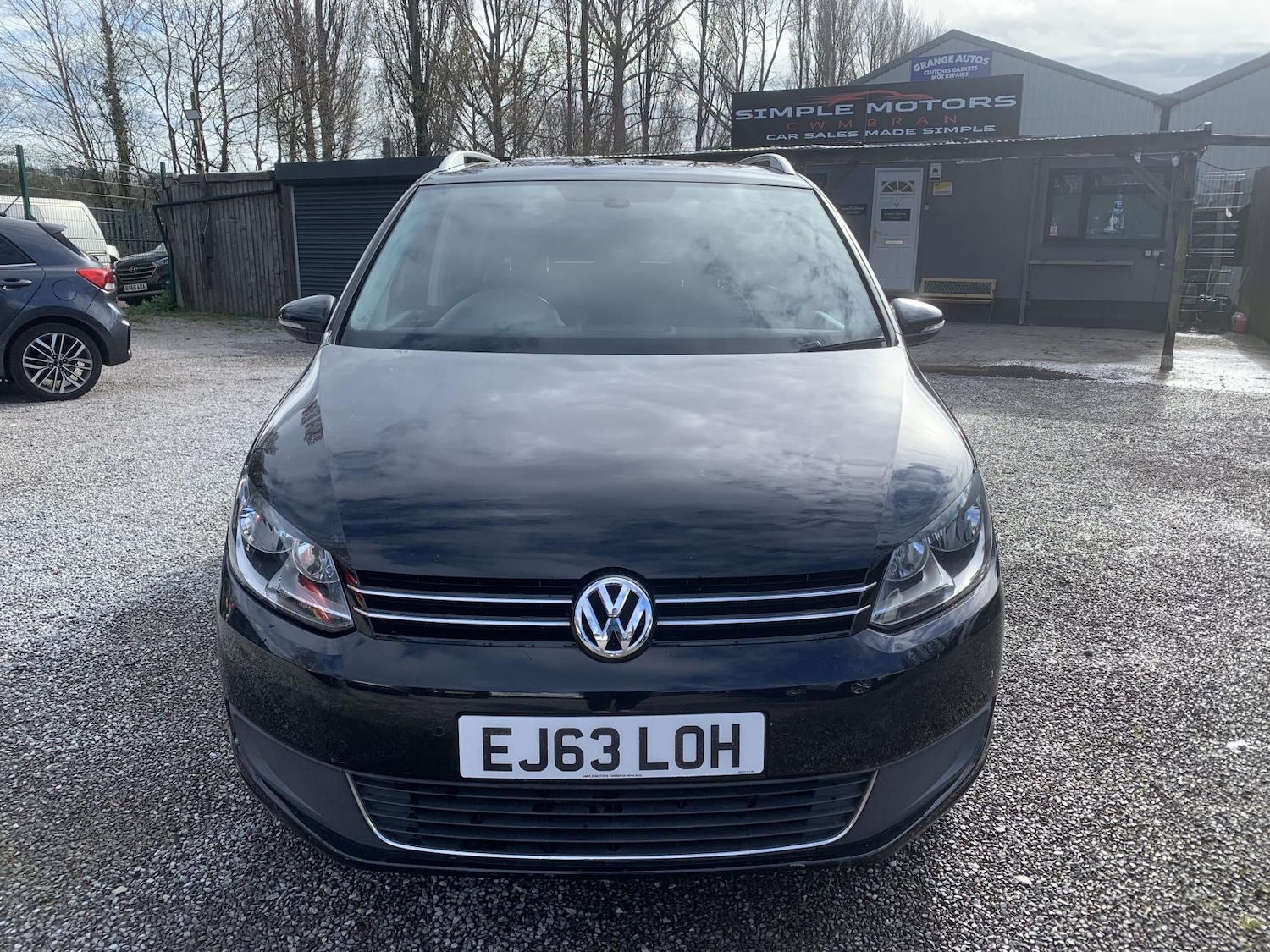 Used Volkswagen Touran 2014 for sale - 77822699: Photo 4