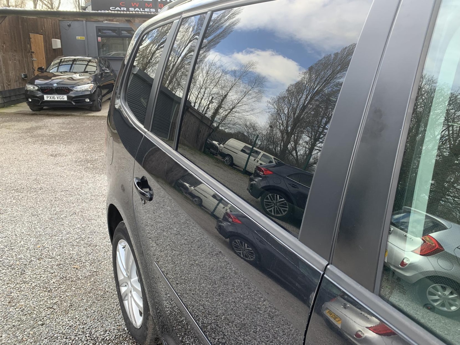 Used Volkswagen Touran 2014 for sale - 77822699: Photo 69