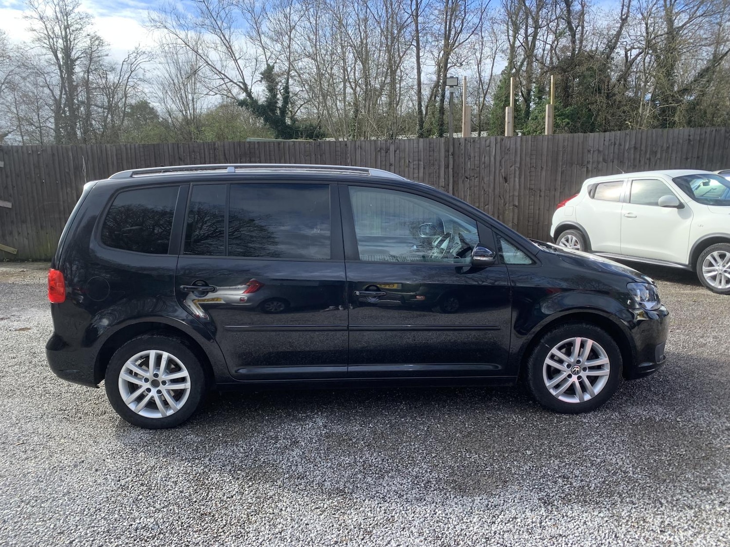 Used Volkswagen Touran 2014 for sale - 77822699: Photo 8