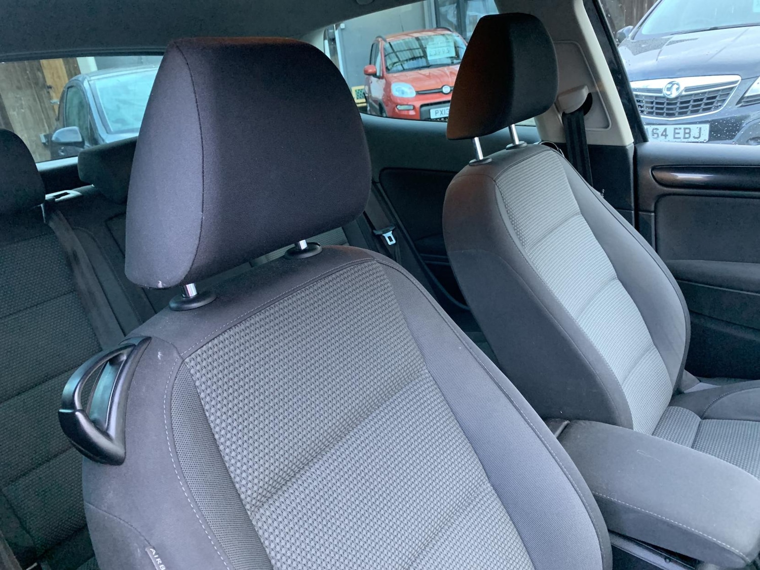 Used Volkswagen Golf 2012 for sale - 77630944: Photo 12