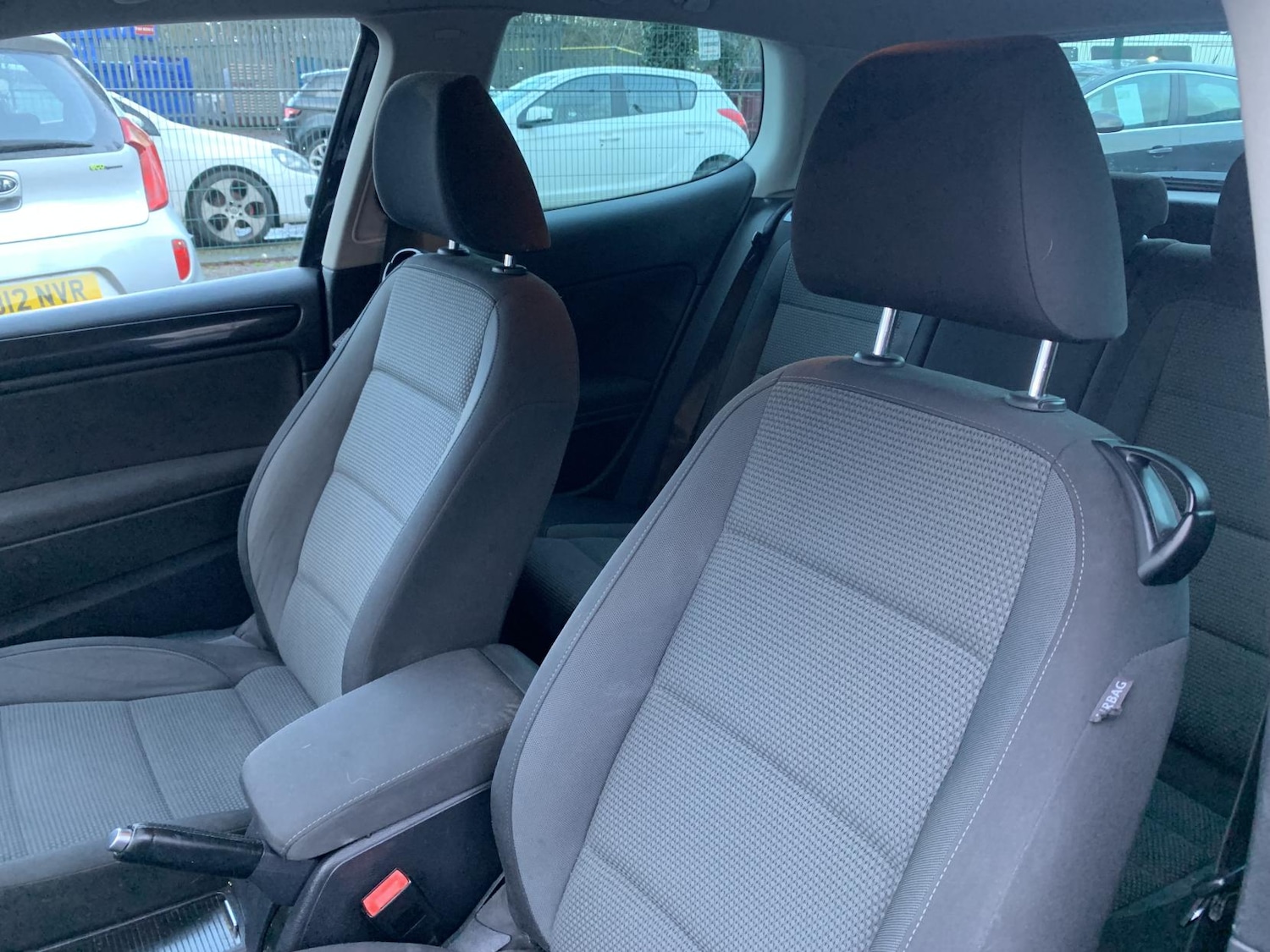 Used Volkswagen Golf 2012 for sale - 77630944: Photo 29