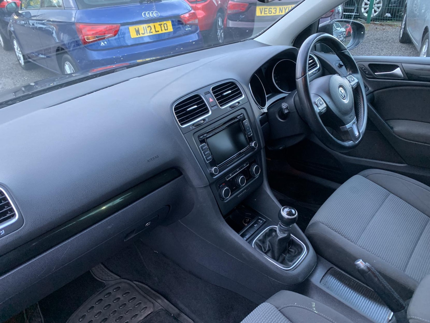 Used Volkswagen Golf 2012 for sale - 77630944: Photo 33