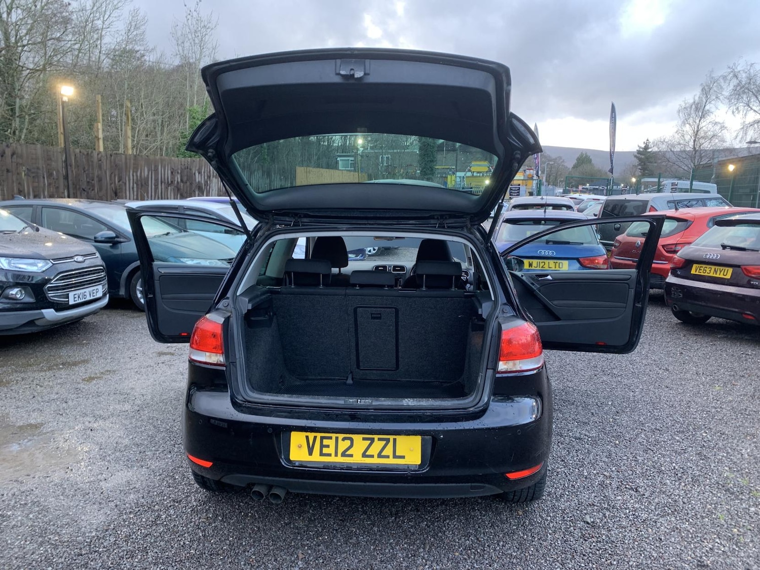 Used Volkswagen Golf 2012 for sale - 77630944: Photo 49