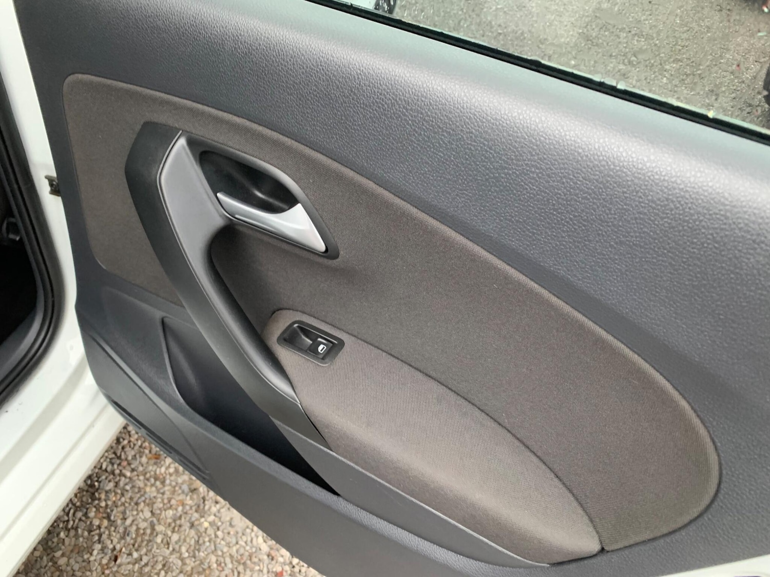 Used Volkswagen Polo 2015 for sale - 77478757: Photo 27