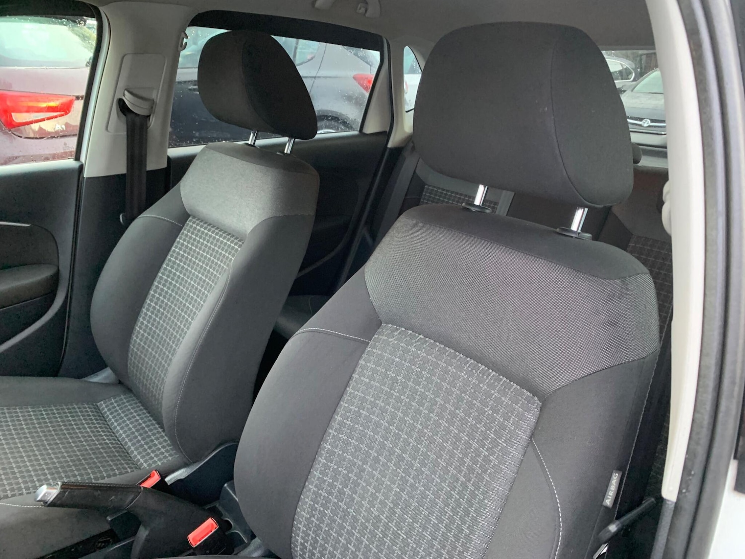 Used Volkswagen Polo 2015 for sale - 77478757: Photo 39