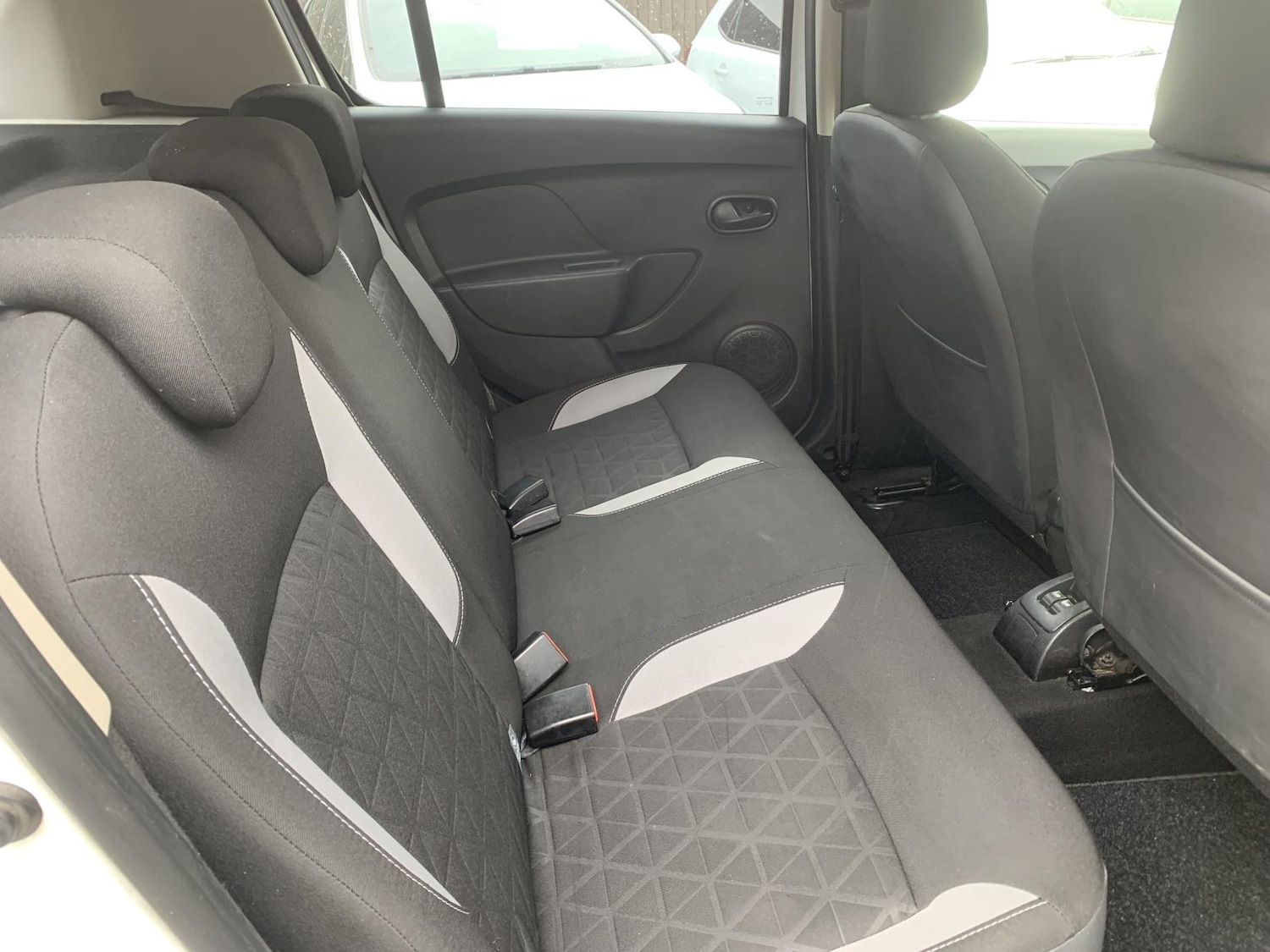 Used Dacia Sandero Stepway 2013 for sale - 77679066: Photo 19