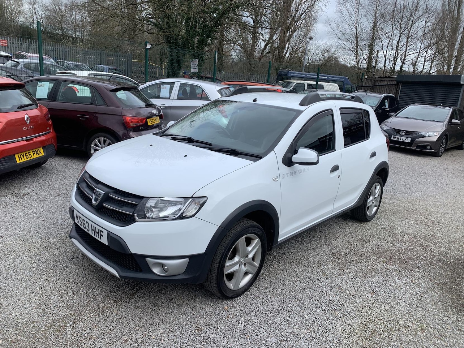 Used Dacia Sandero Stepway 2013 for sale - 77679066: Photo 2