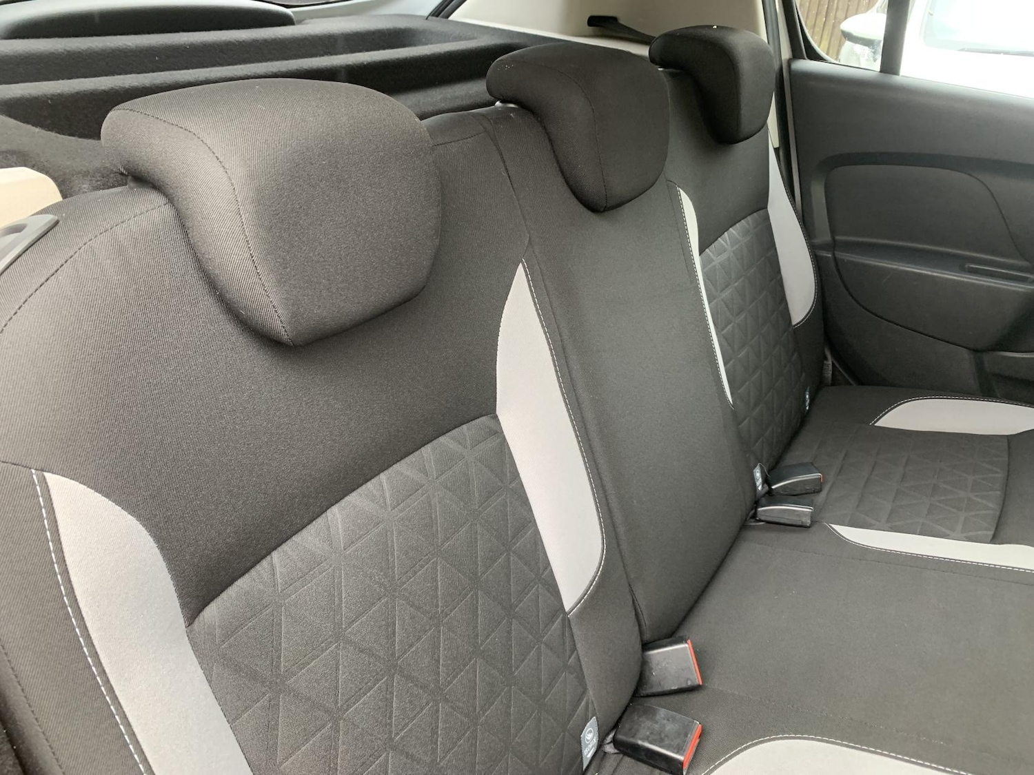 Used Dacia Sandero Stepway 2013 for sale - 77679066: Photo 20