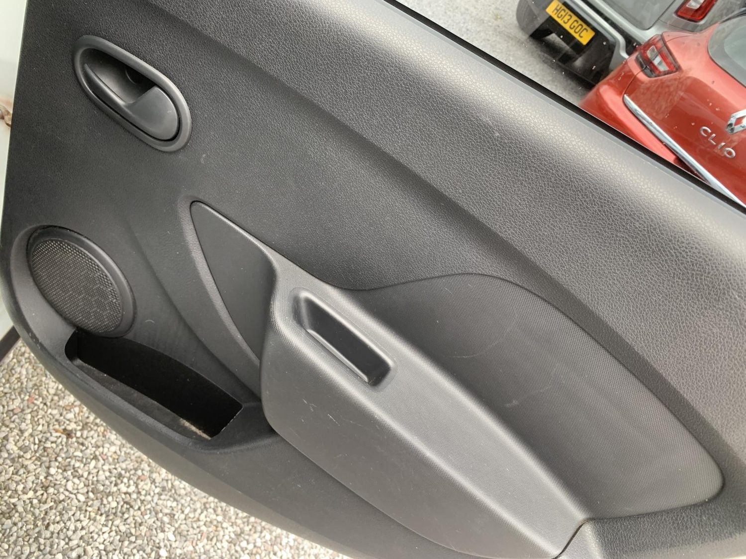 Used Dacia Sandero Stepway 2013 for sale - 77679066: Photo 22