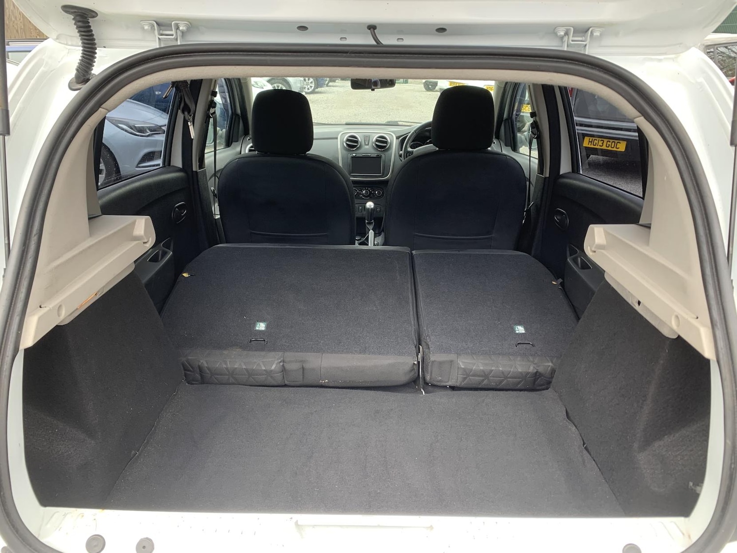 Used Dacia Sandero Stepway 2013 for sale - 77679066: Photo 26