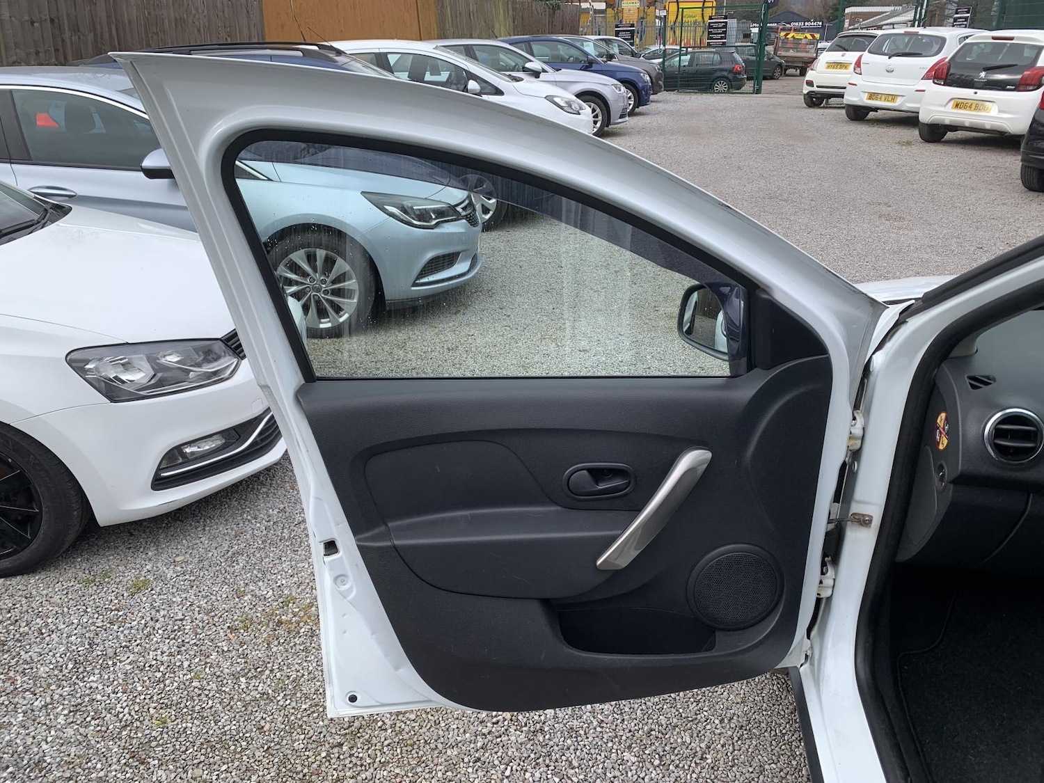 Used Dacia Sandero Stepway 2013 for sale - 77679066: Photo 42