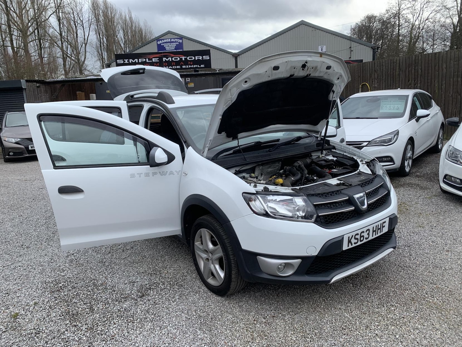 Used Dacia Sandero Stepway 2013 for sale - 77679066: Photo 46