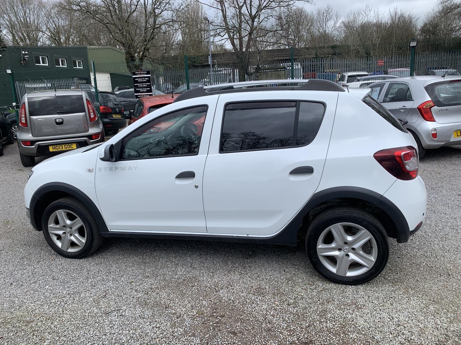 Used Dacia Sandero Stepway 2013 for sale - 77679066: Photo 7