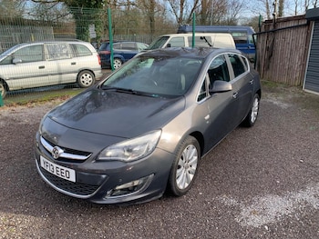 Used Vauxhall Astra 2013 for sale - 77591036: Photo
