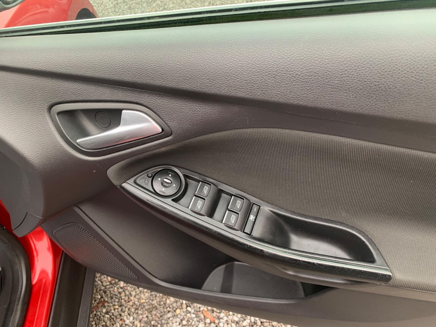 Used Ford Focus 2011 for sale - 76499944: Photo 15