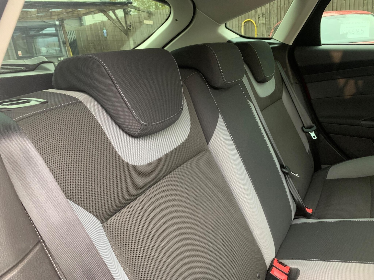 Used Ford Focus 2011 for sale - 76499944: Photo 19