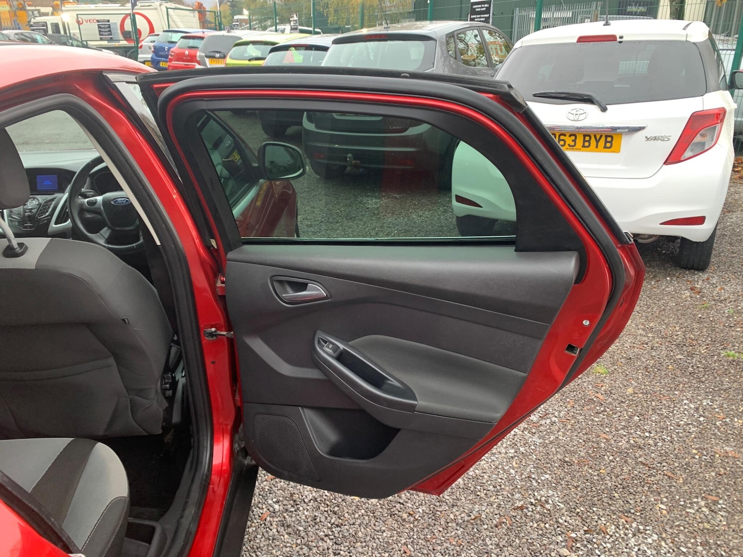 Used Ford Focus 2011 for sale - 76499944: Photo 22