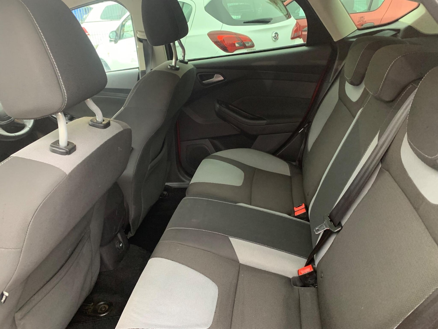 Used Ford Focus 2011 for sale - 76499944: Photo 26