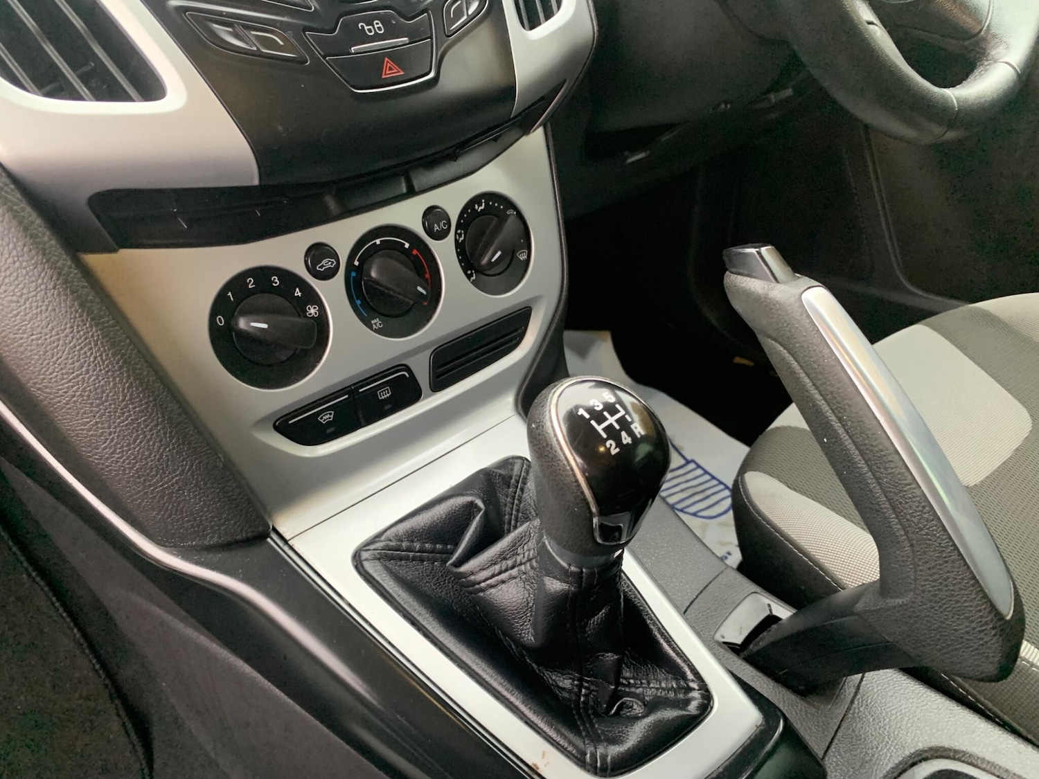 Used Ford Focus 2011 for sale - 76499944: Photo 35