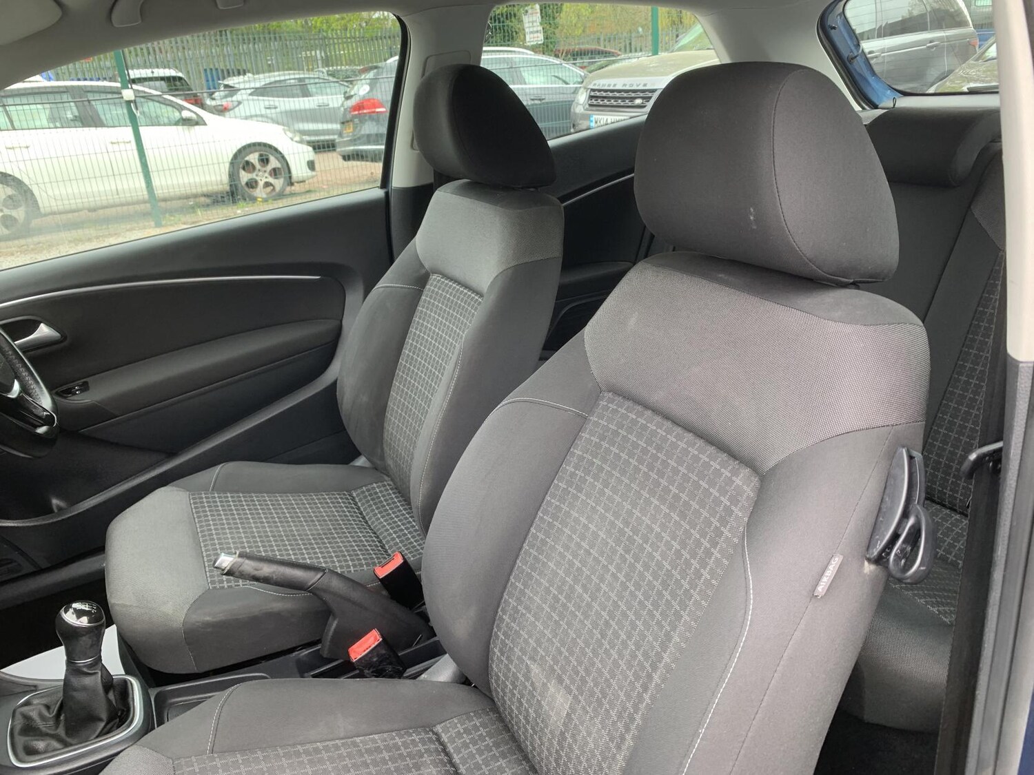 Used Volkswagen Polo 2015 for sale - 78180406: Photo 32