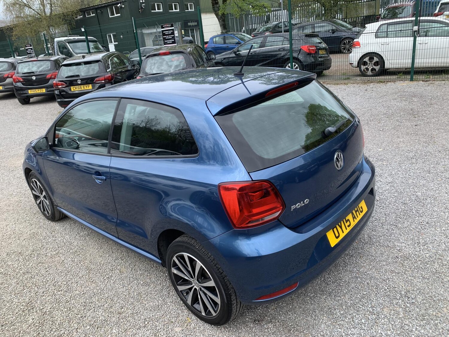 Used Volkswagen Polo 2015 for sale - 78180406: Photo 78