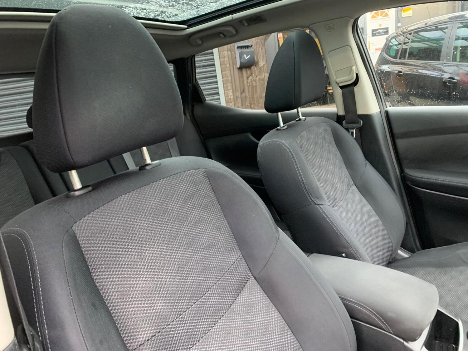 Used Nissan Qashqai 2016 for sale - 77591040: Photo 12