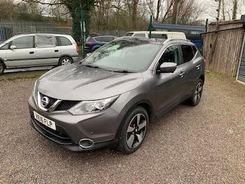 Used Nissan Qashqai 2016 for sale - 77591040: Photo