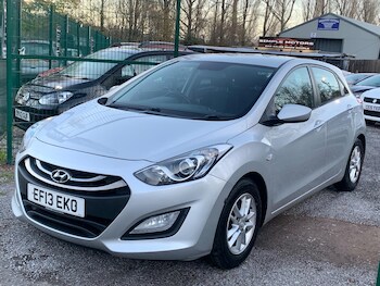Used Hyundai i30 2013 for sale - 76671340: Photo