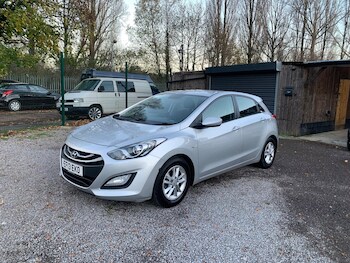 Used Hyundai i30 2013 for sale - 76671340: Photo