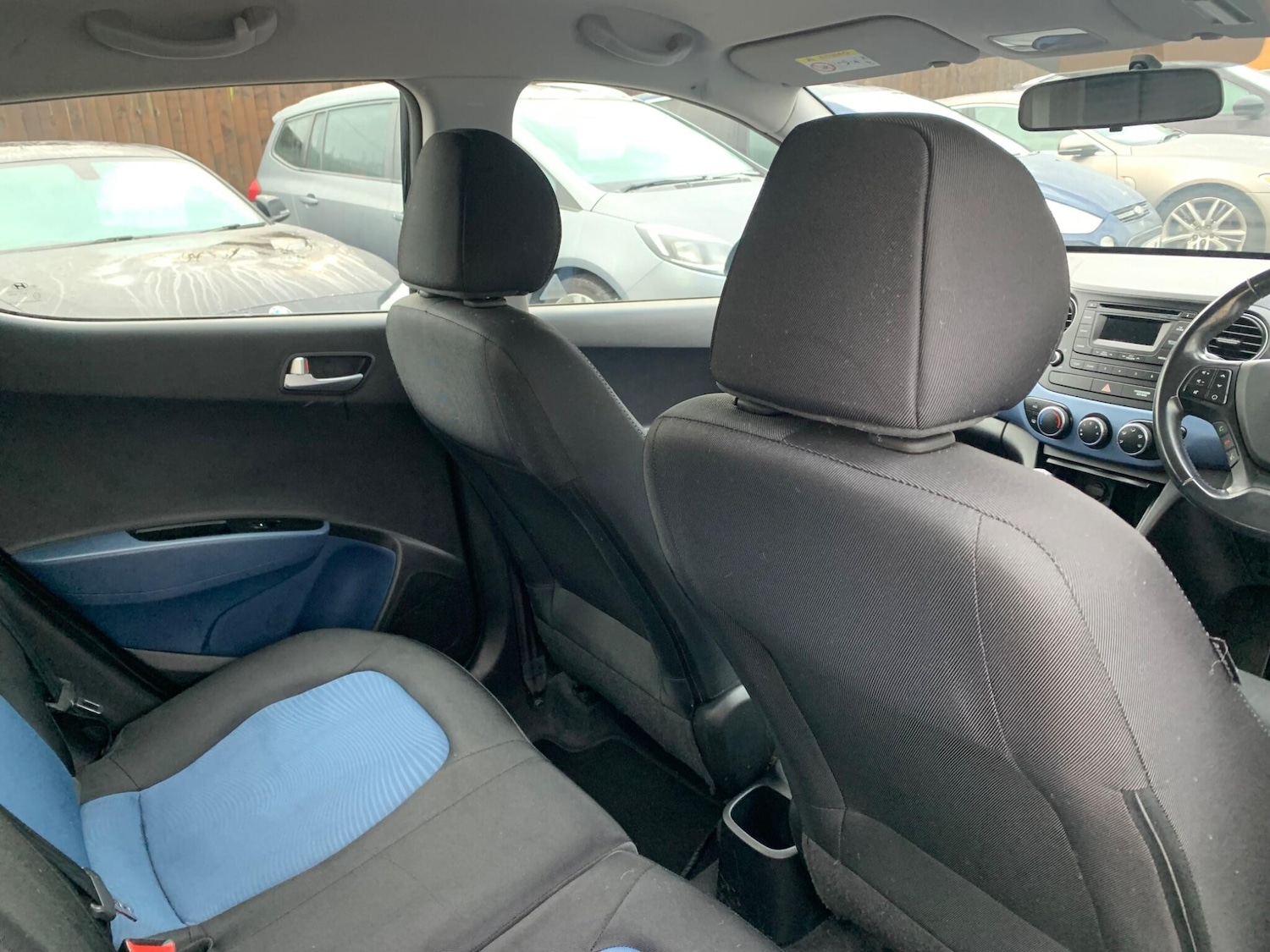 Used Hyundai i10 2015 for sale - 76839518: Photo 22