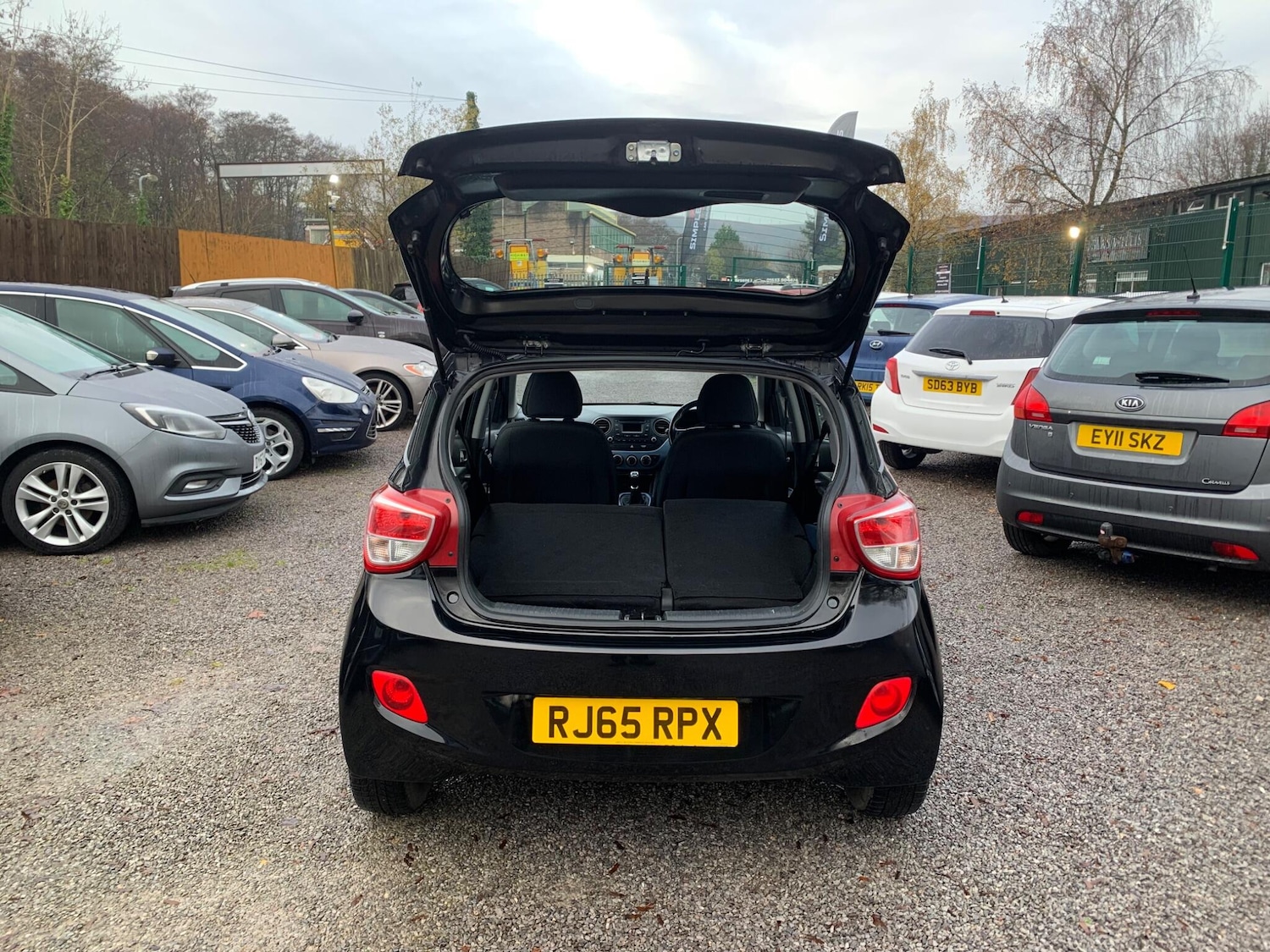 Used Hyundai i10 2015 for sale - 76839518: Photo 26