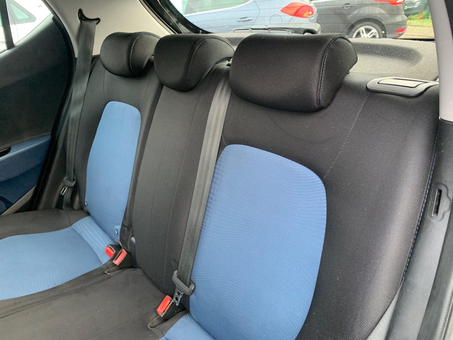 Used Hyundai i10 2015 for sale - 76839518: Photo 30