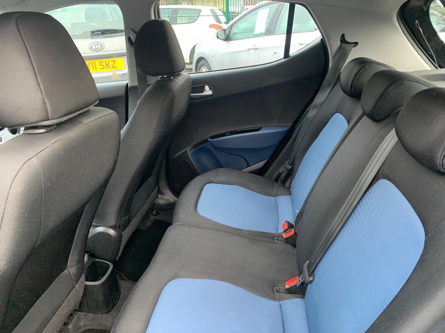 Used Hyundai i10 2015 for sale - 76839518: Photo 31