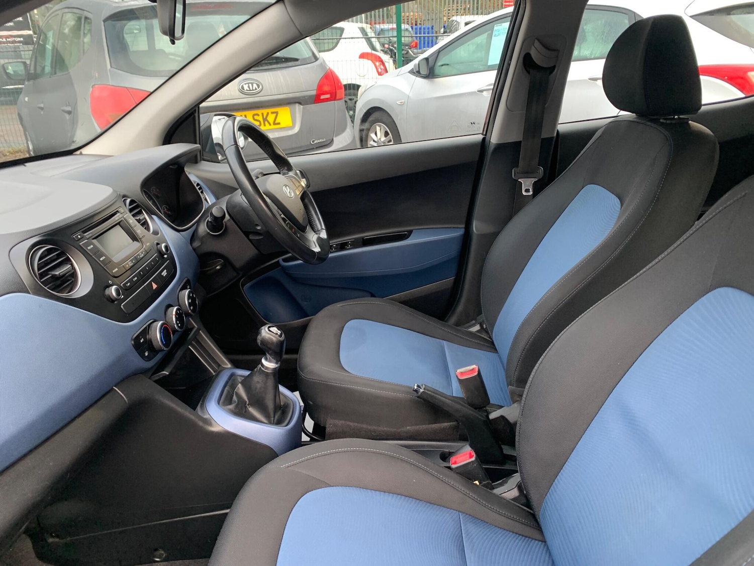 Used Hyundai i10 2015 for sale - 76839518: Photo 36