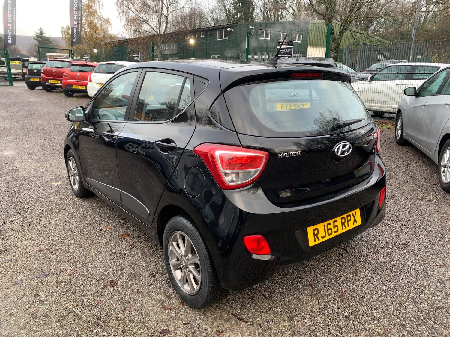Used Hyundai i10 2015 for sale - 76839518: Photo 8