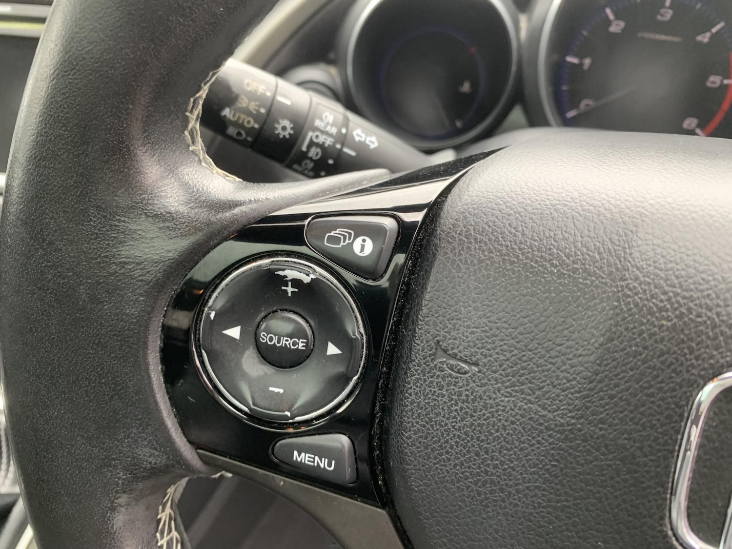 Used Honda Civic 2014 for sale - 77679065: Photo 10