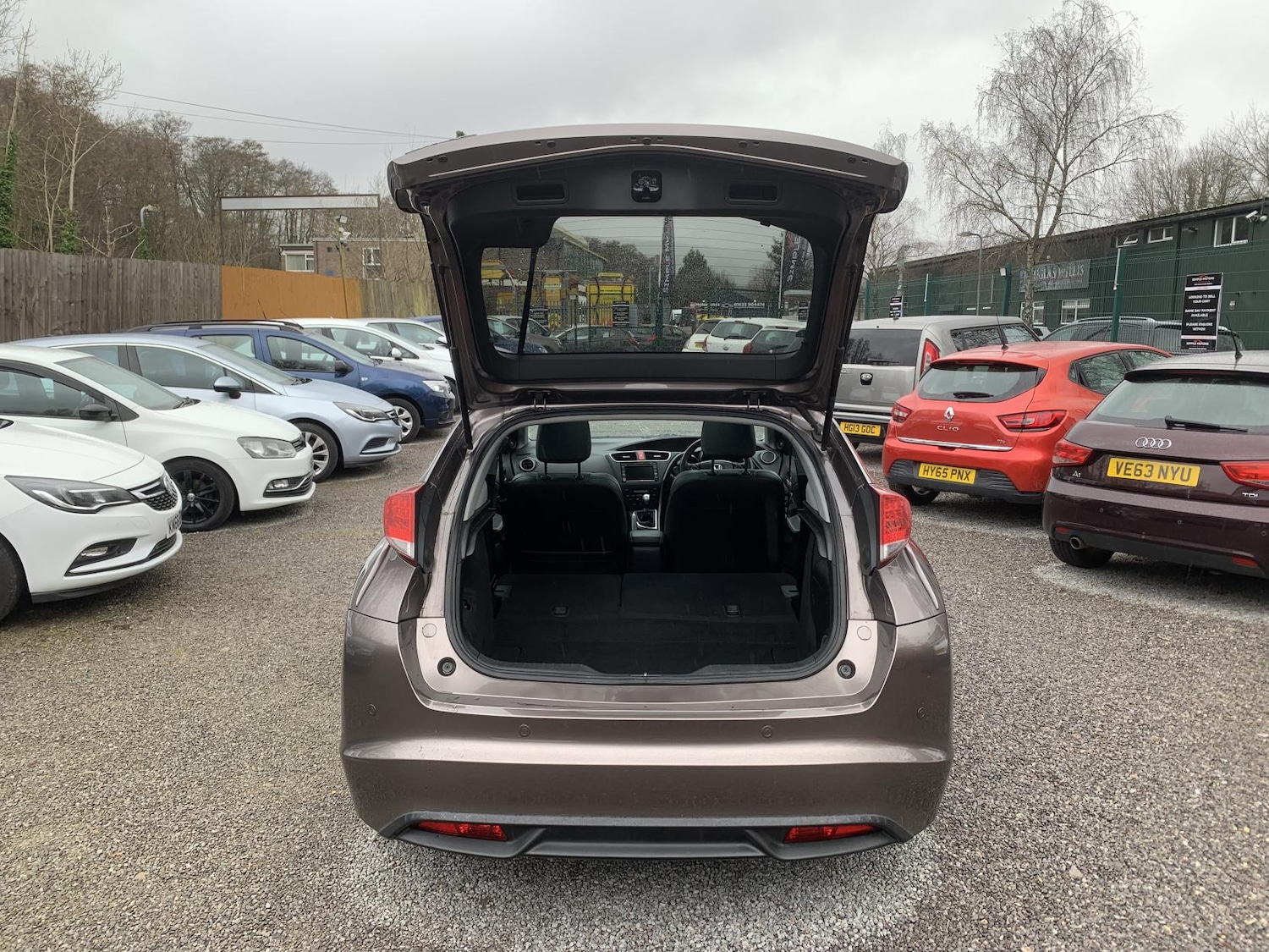 Used Honda Civic 2014 for sale - 77679065: Photo 25