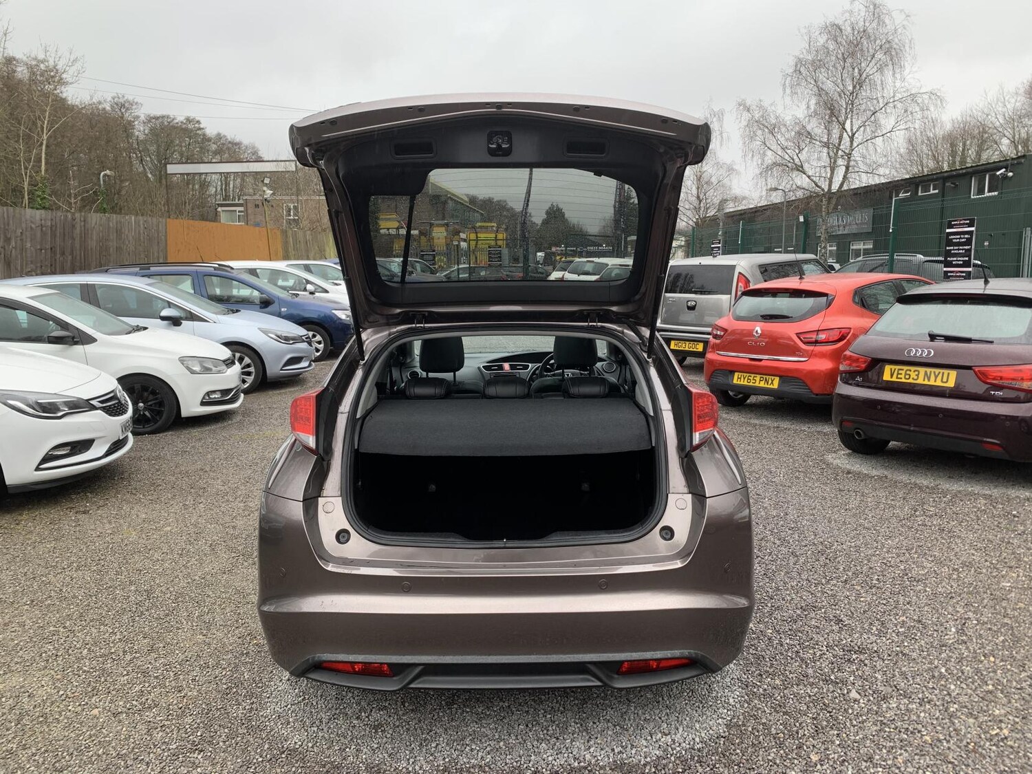 Used Honda Civic 2014 for sale - 77679065: Photo 28