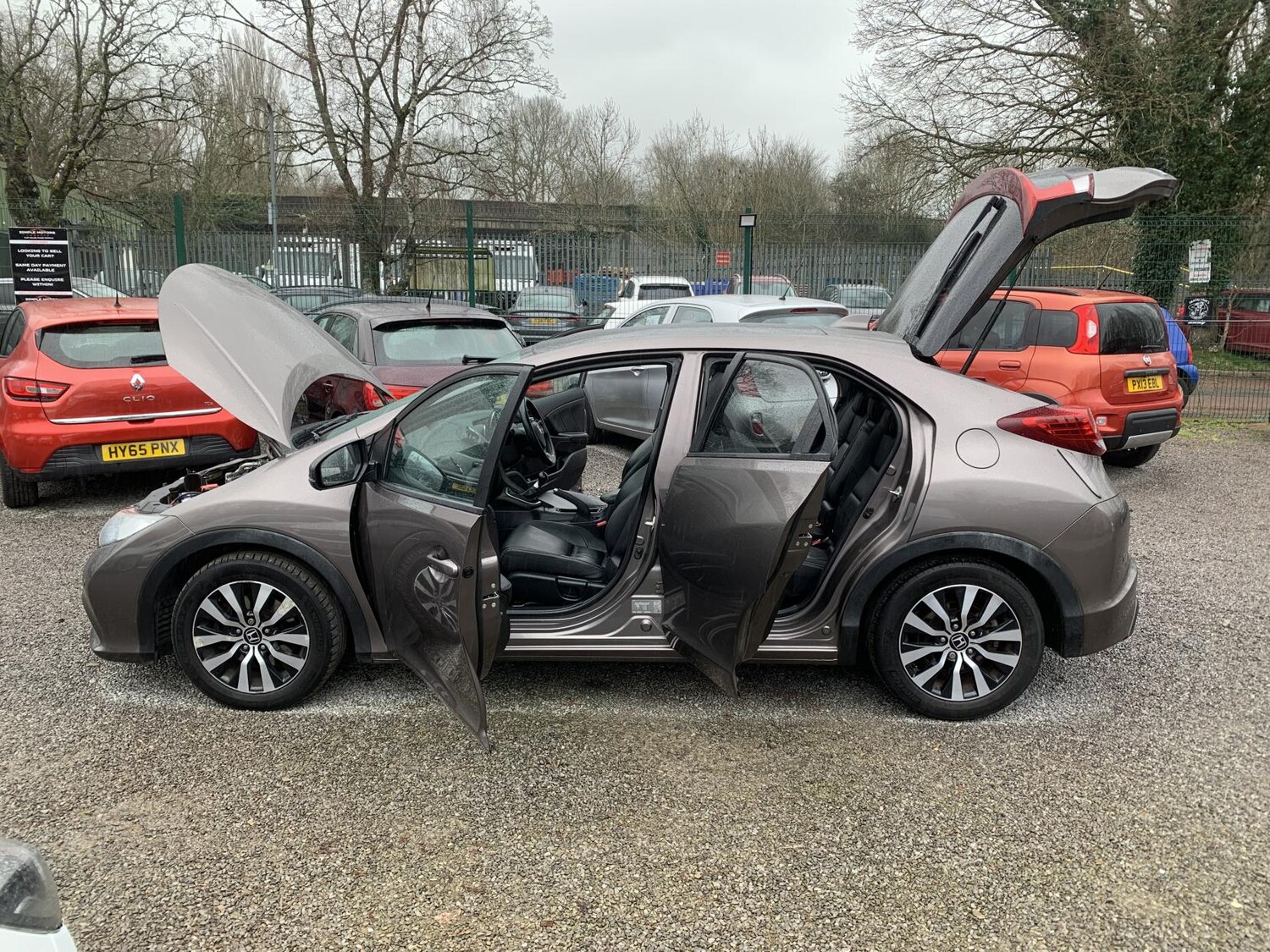 Used Honda Civic 2014 for sale - 77679065: Photo 56