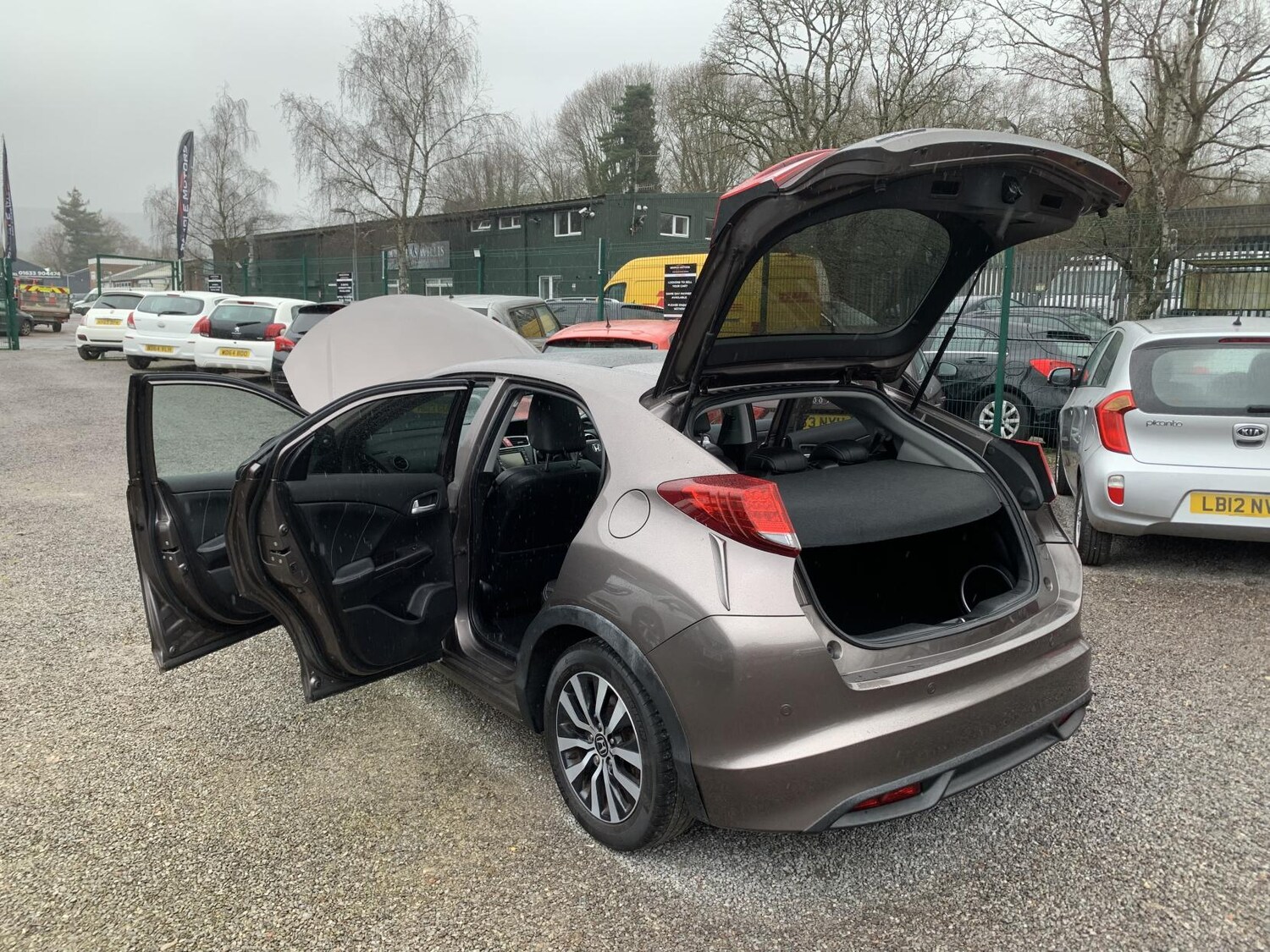 Used Honda Civic 2014 for sale - 77679065: Photo 57