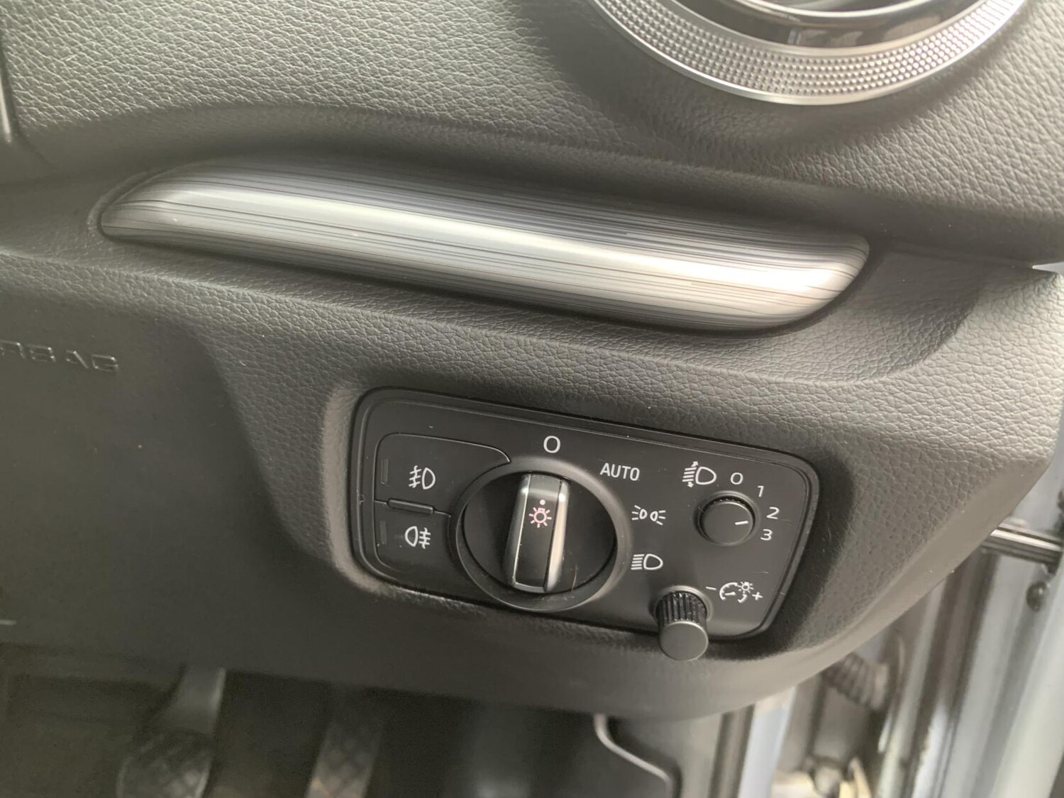 Used Audi A3 2015 for sale - 77903509: Photo 14