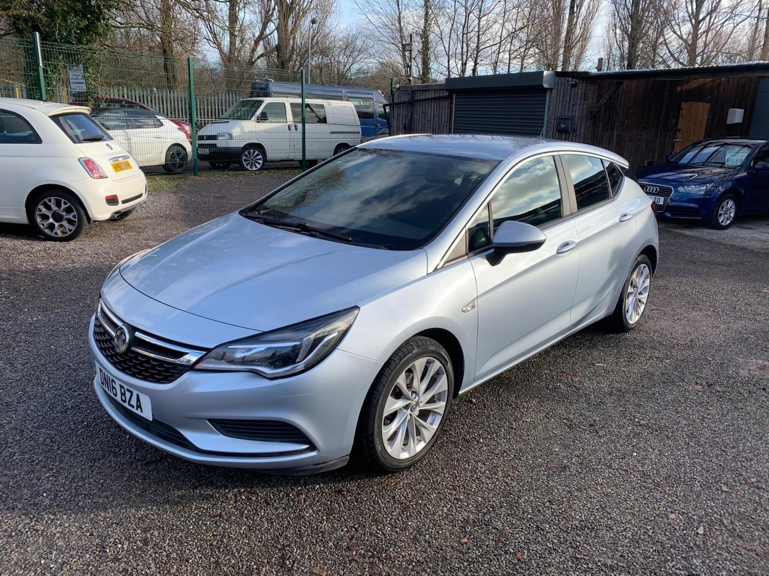 Used Vauxhall Astra 2016 for sale - 77591048: Photo 2