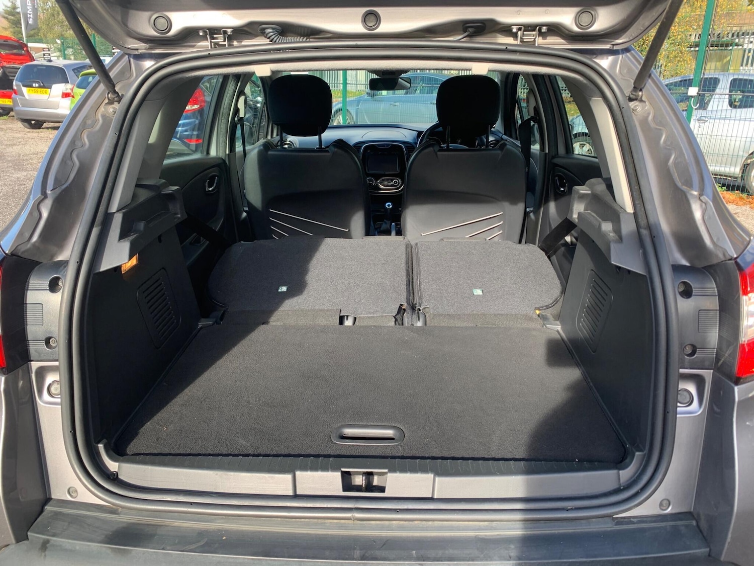 Used Renault Captur 2015 for sale - 76446826: Photo 23