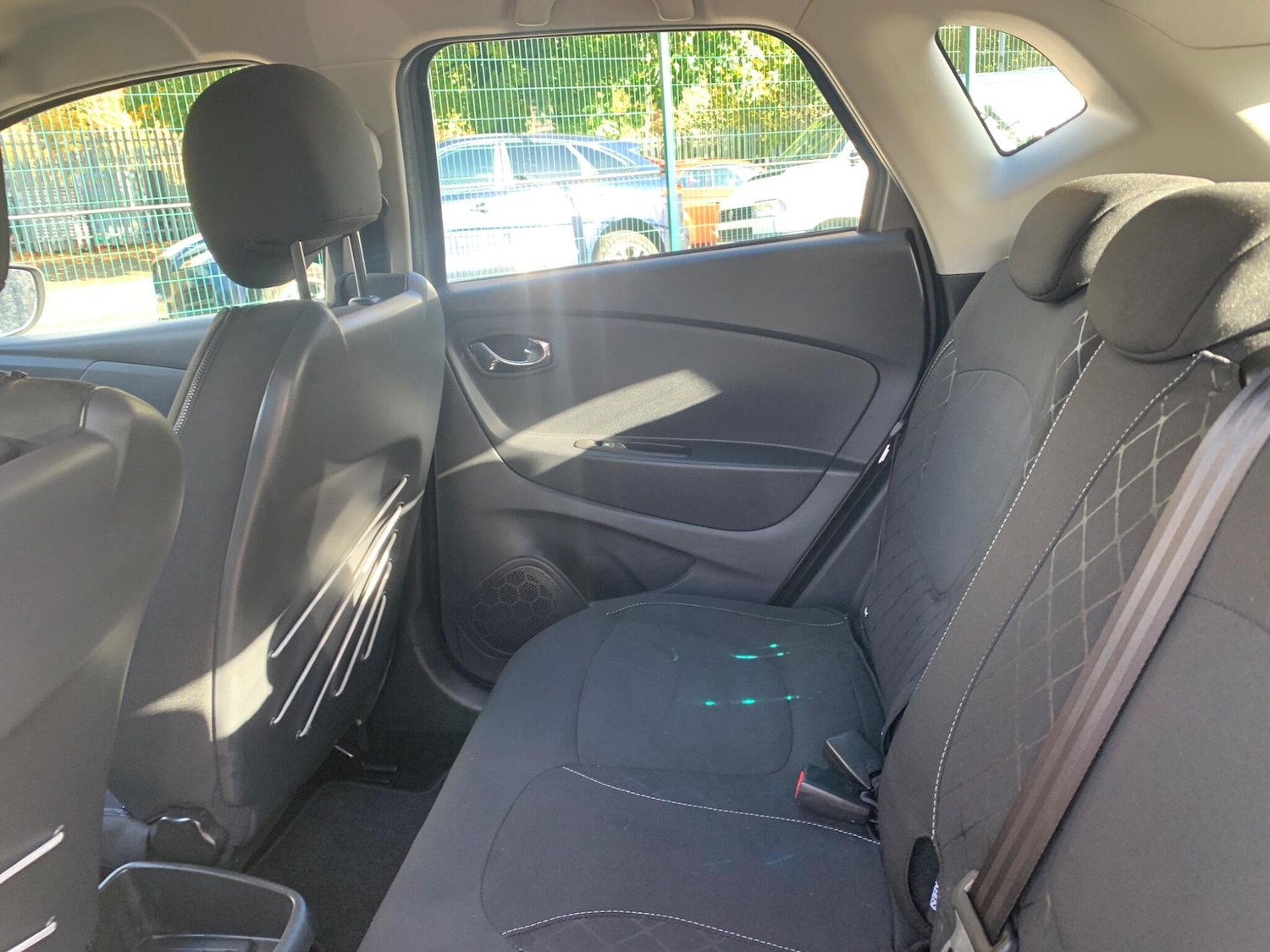 Used Renault Captur 2015 for sale - 76446826: Photo 27