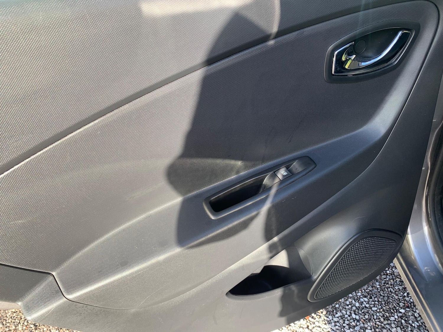 Used Renault Captur 2015 for sale - 76446826: Photo 29