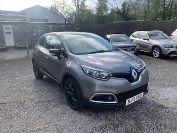 Used Renault Captur 2015 for sale - 76446826: Photo