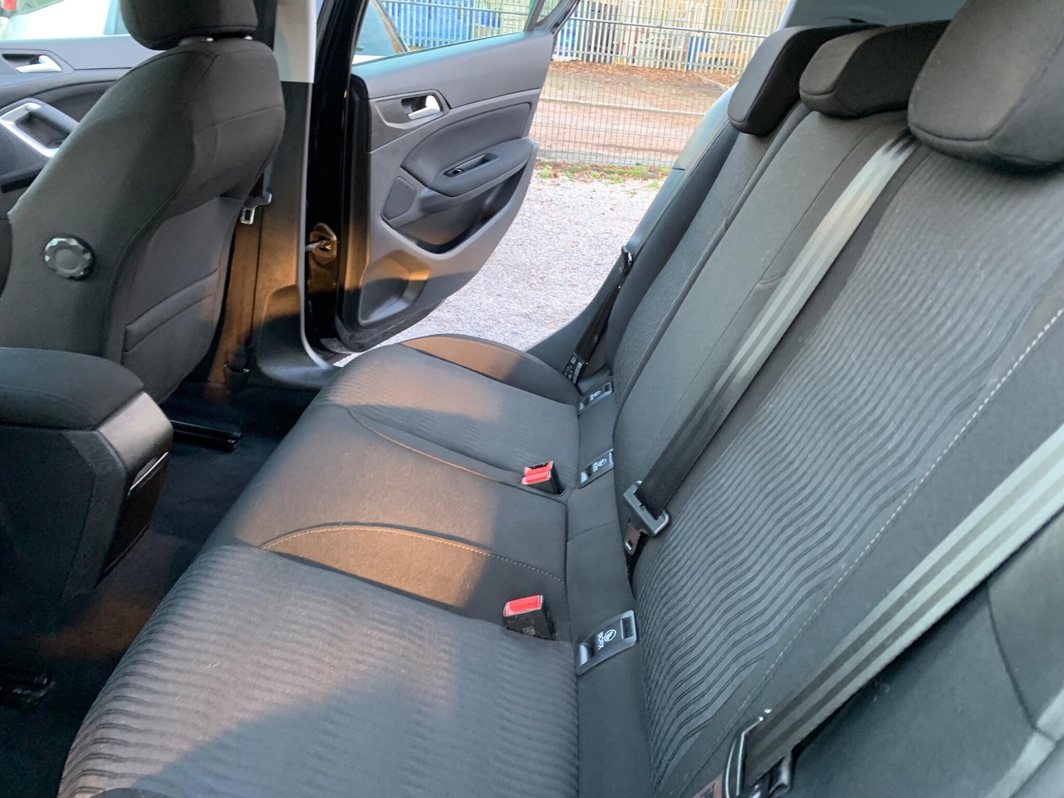 Used Peugeot 308 2015 for sale - 77049942: Photo 31