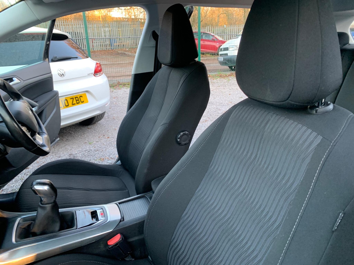 Used Peugeot 308 2015 for sale - 77049942: Photo 47